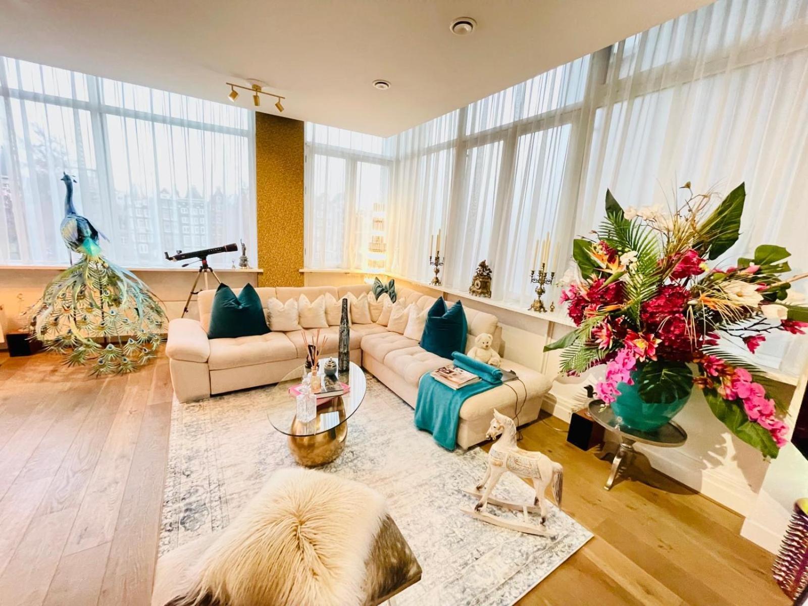 Luxury Center With Canal View 1 Kingsize Bed And 1 Sleeping Sofa Appartement Amsterdam