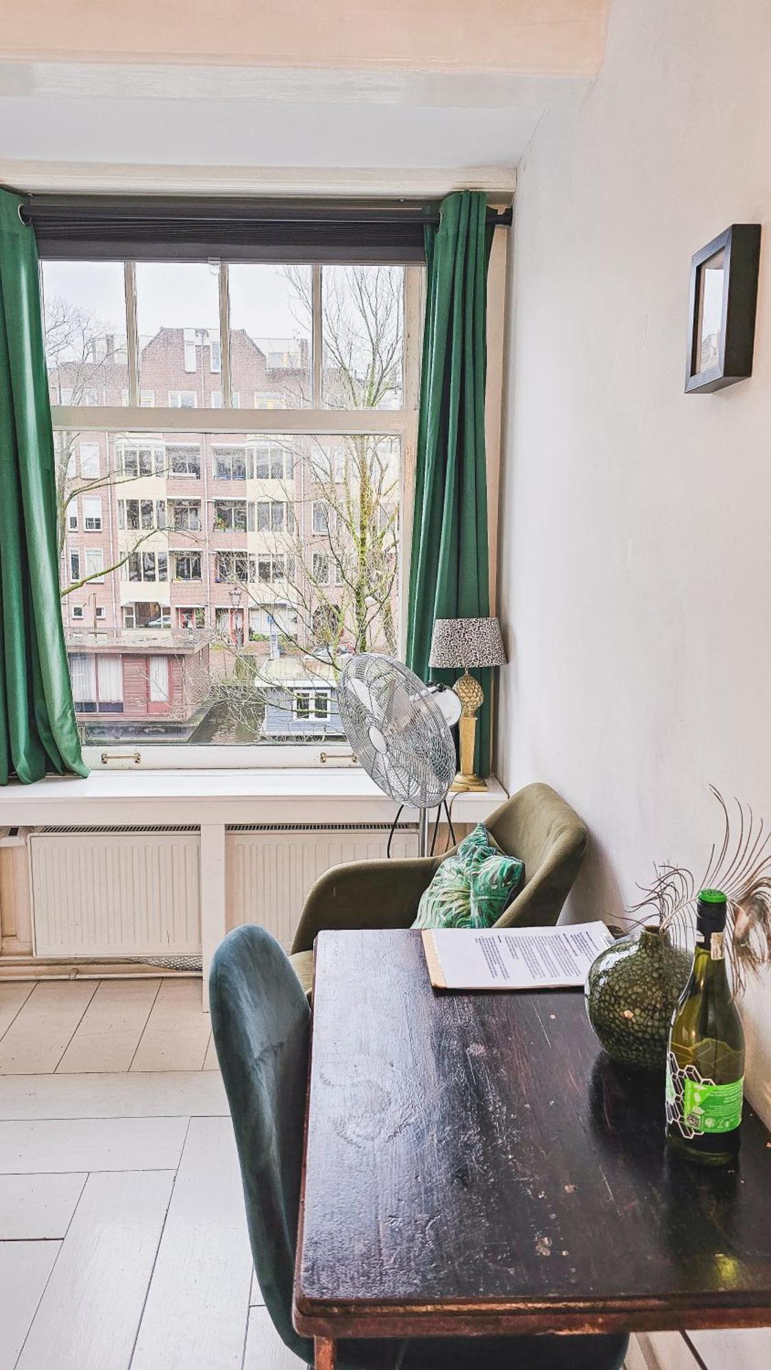 Hébergement de vacances Large En-suite In Historic Canalhouse From 1729