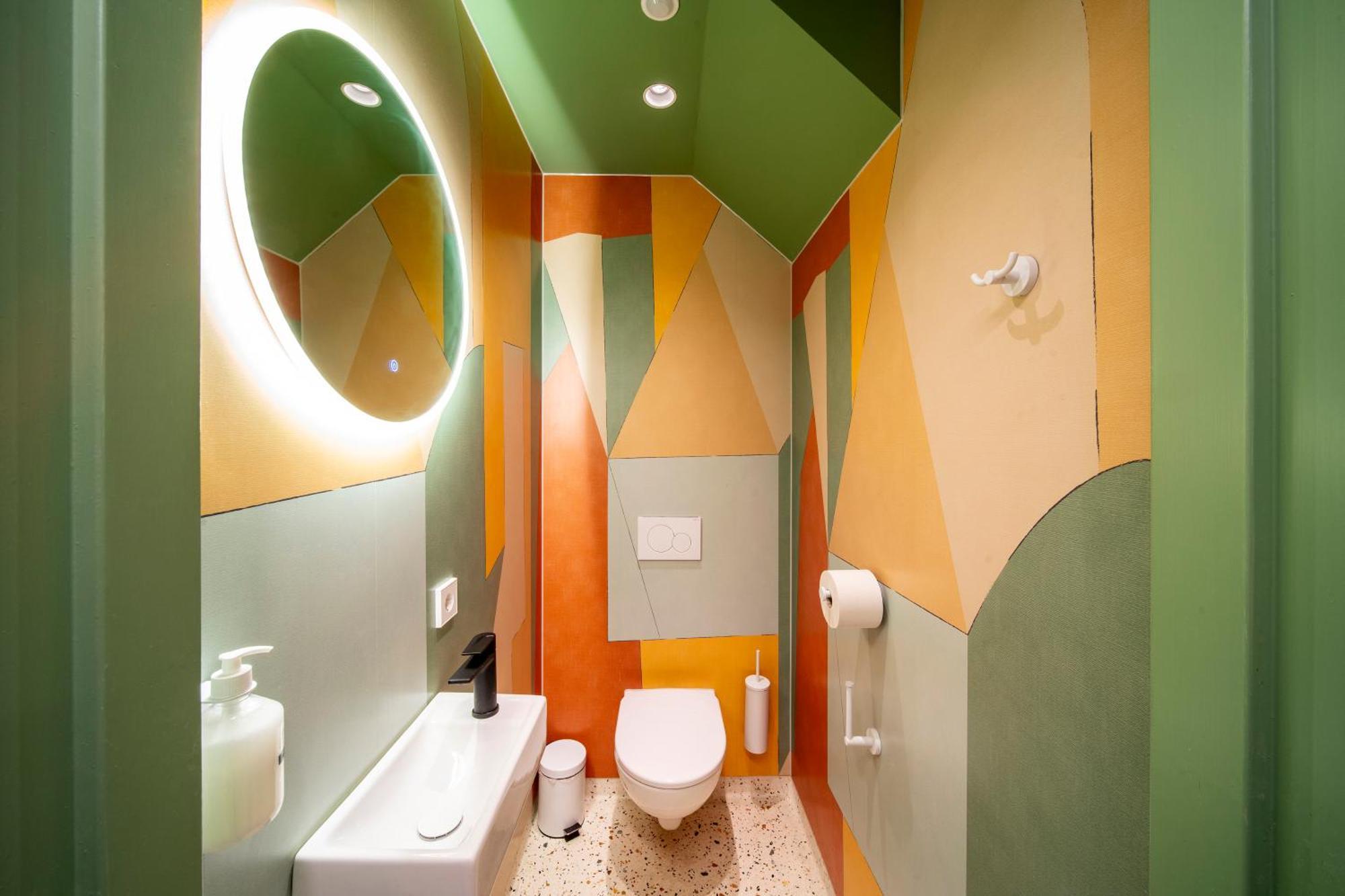 Tourist Hotel Amsterdam