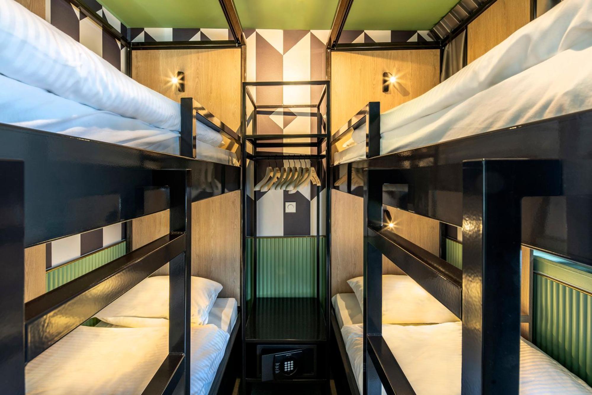 Tourist Hotel