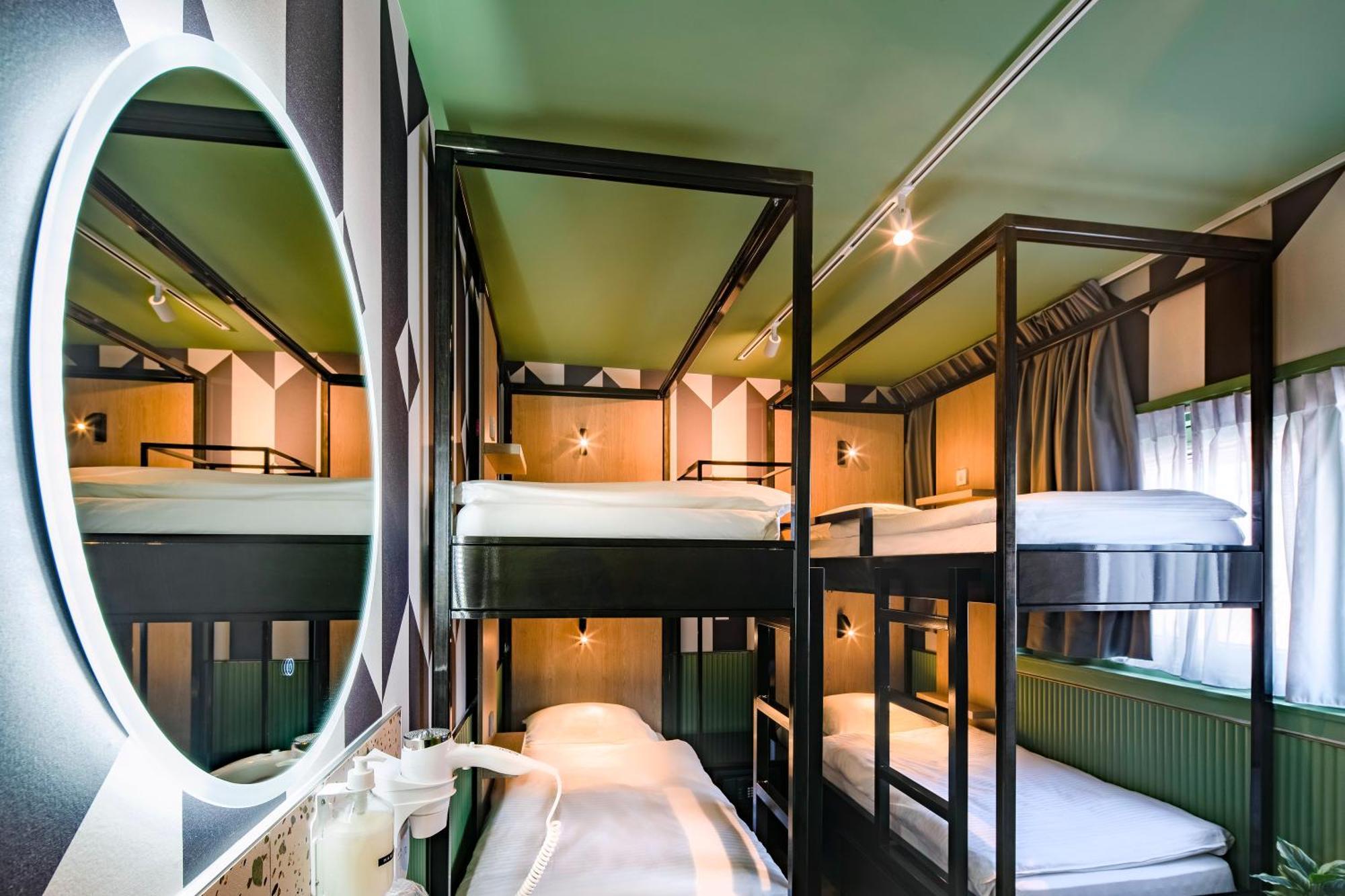 Tourist Hotel Amsterdam