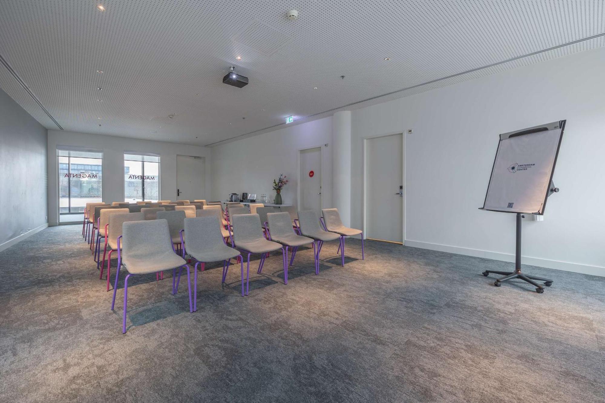 Park By Radisson West Amsterdam