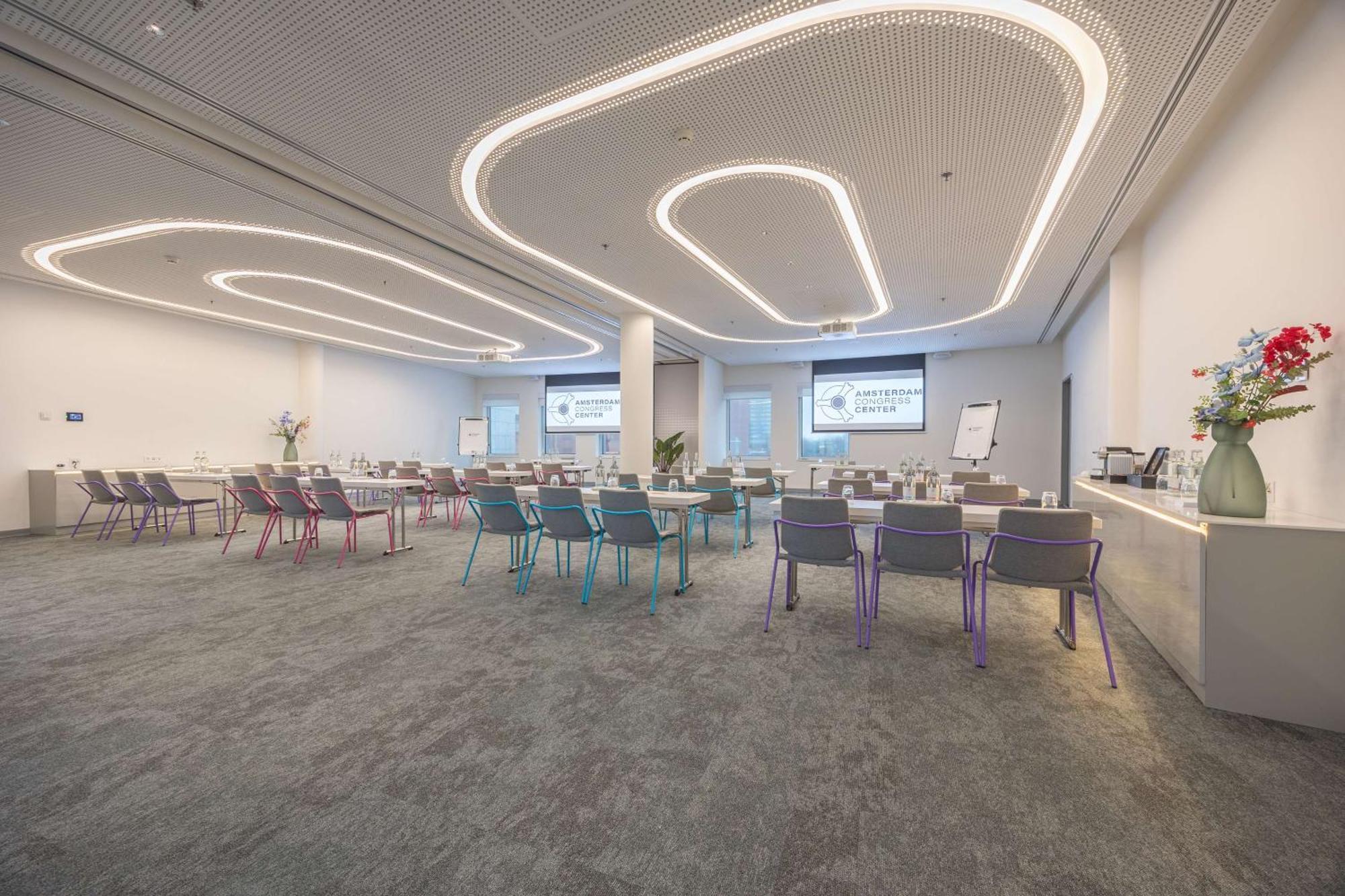 Hotel Park By Radisson City West