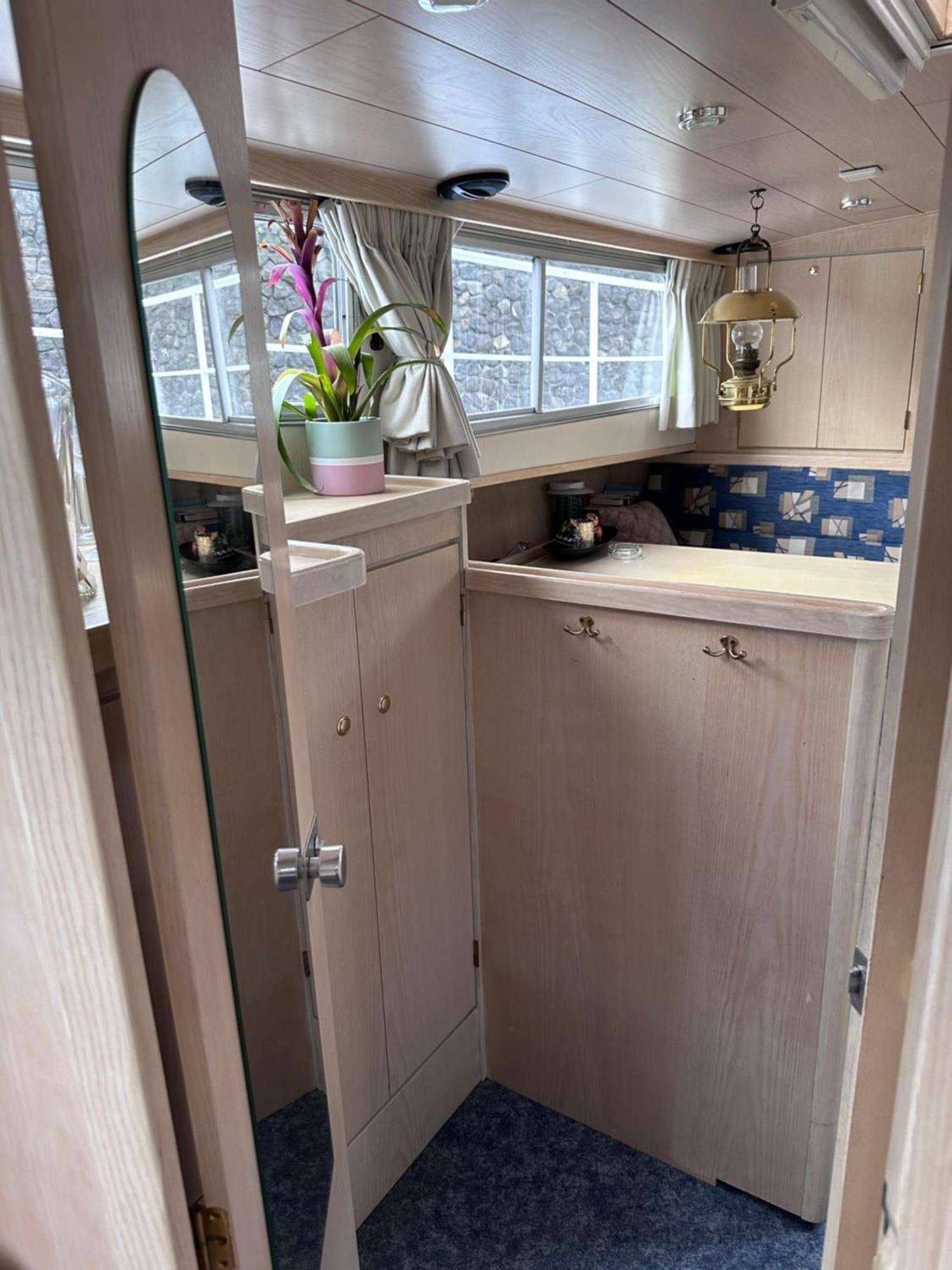 Luxury Houseboat Bateau-hôtel