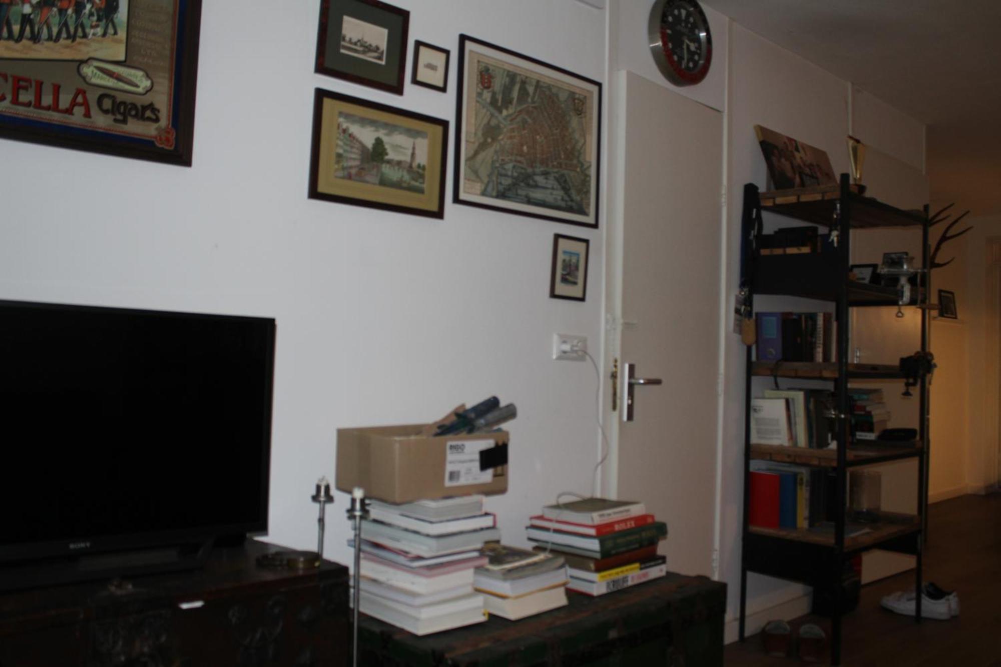 Cozy In The Centre Of Apartment *