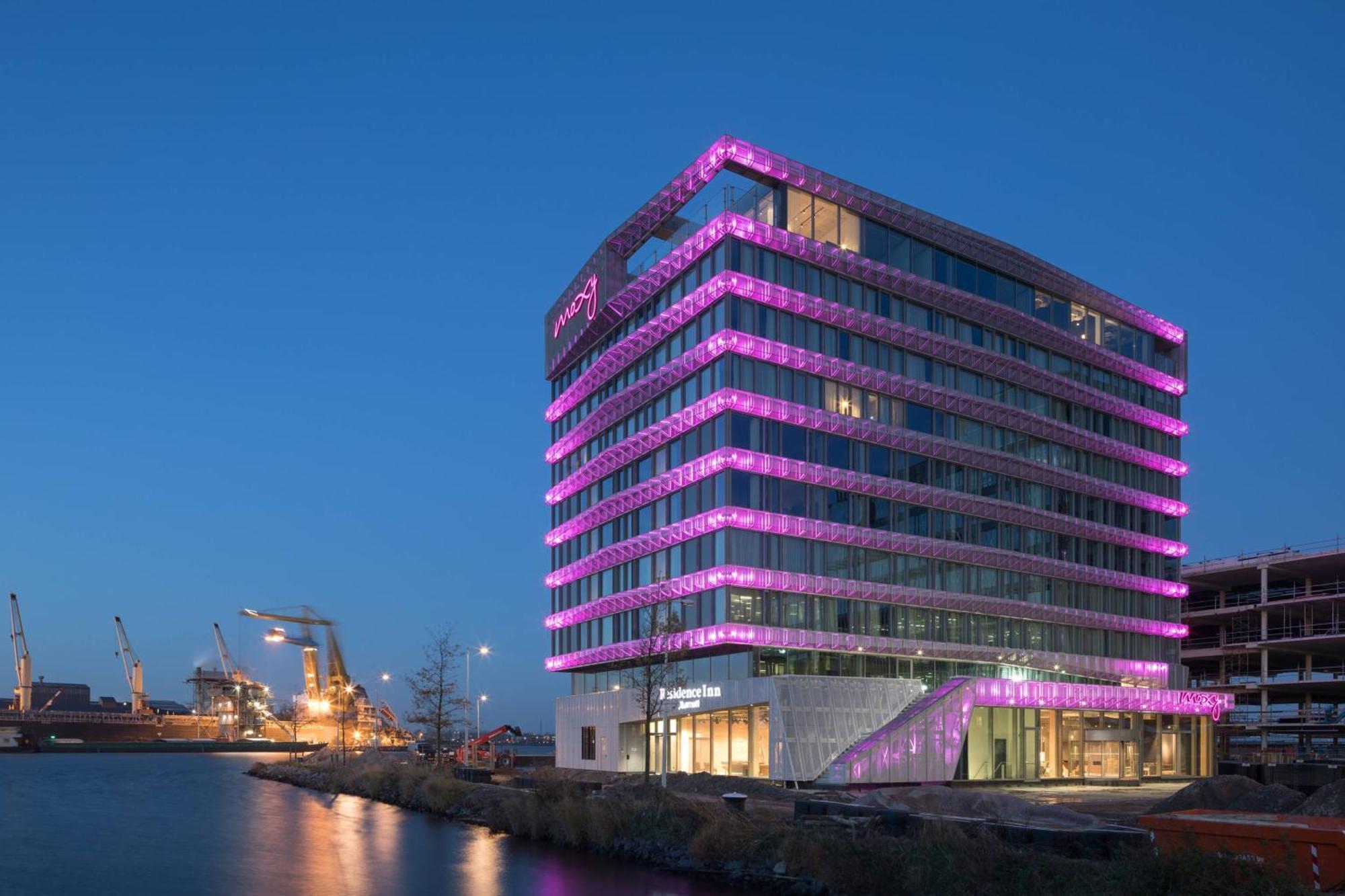 Hotel Moxy Houthavens Amsterdam