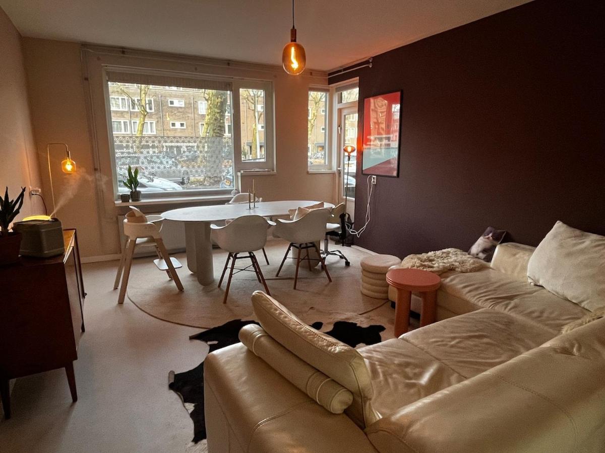 With Garden In The Heart Of The City Appartement