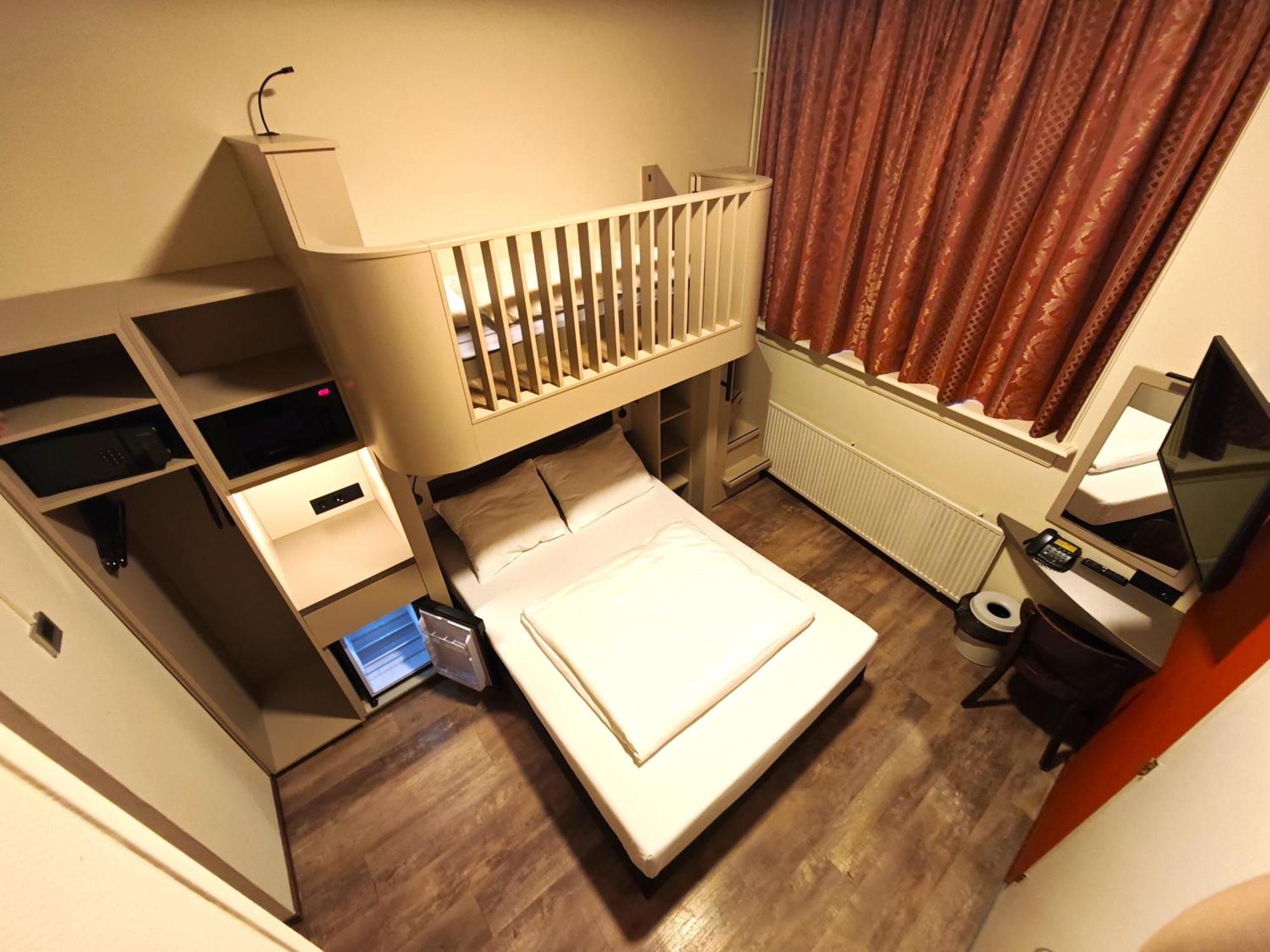 Hotel A-train Amsterdam