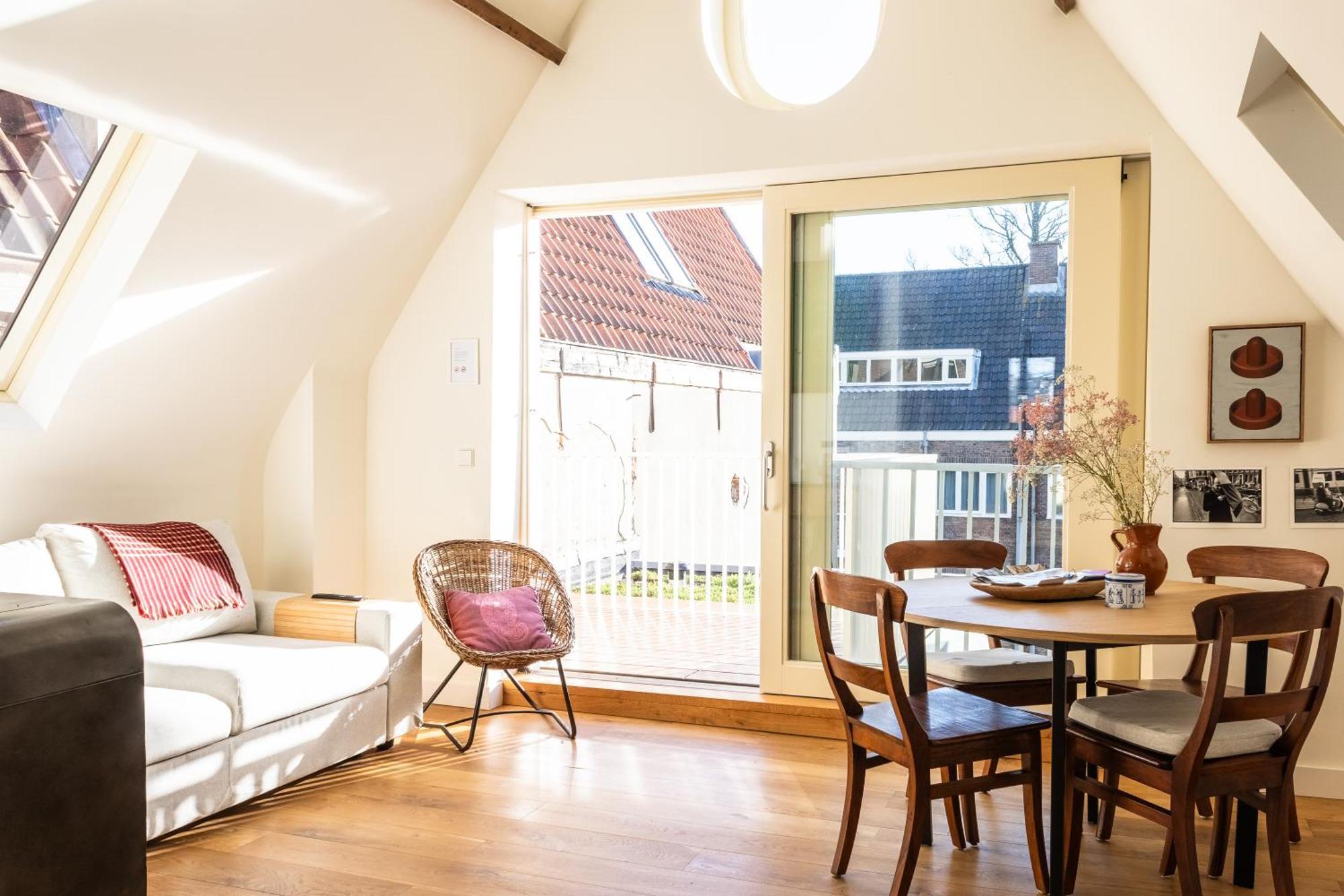 Apartment Art - Nieuwmarkt Area