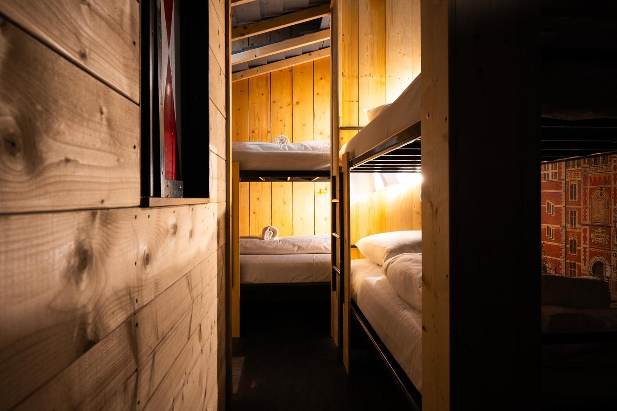 Teleport Hotel Ámsterdam