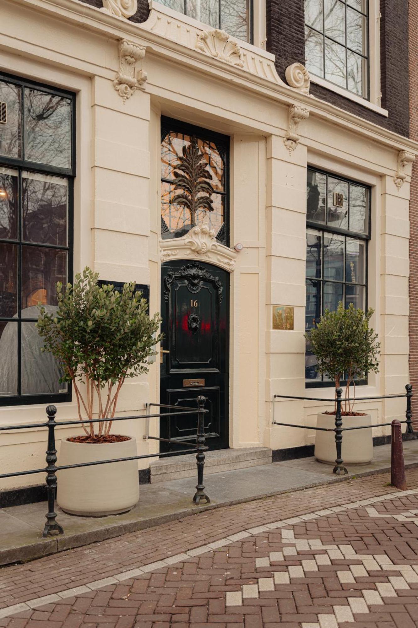 Mauro Mansion Hotel