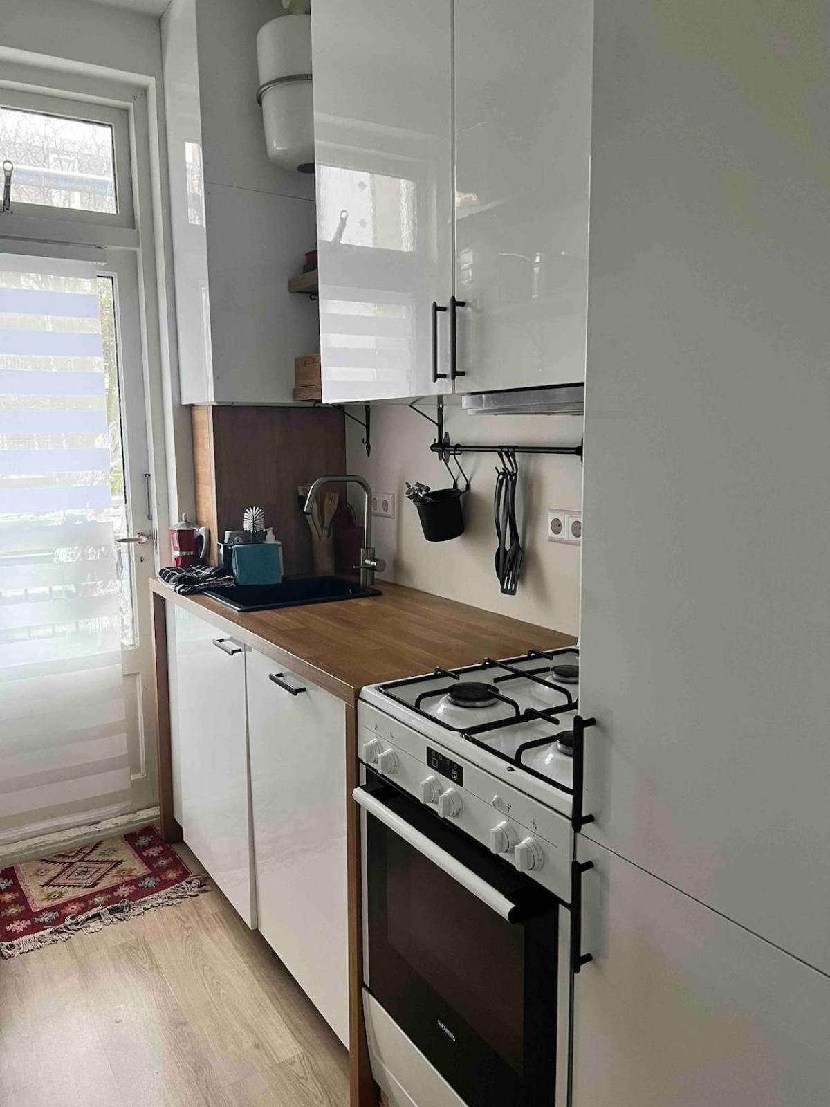Centrally Located 2-bedroom In Oud-west Appartement Amsterdam