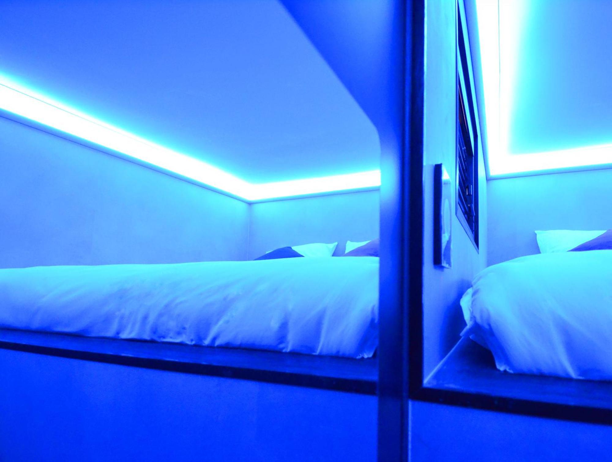 Hotel a capsule The Hyve Capsule Amsterdam