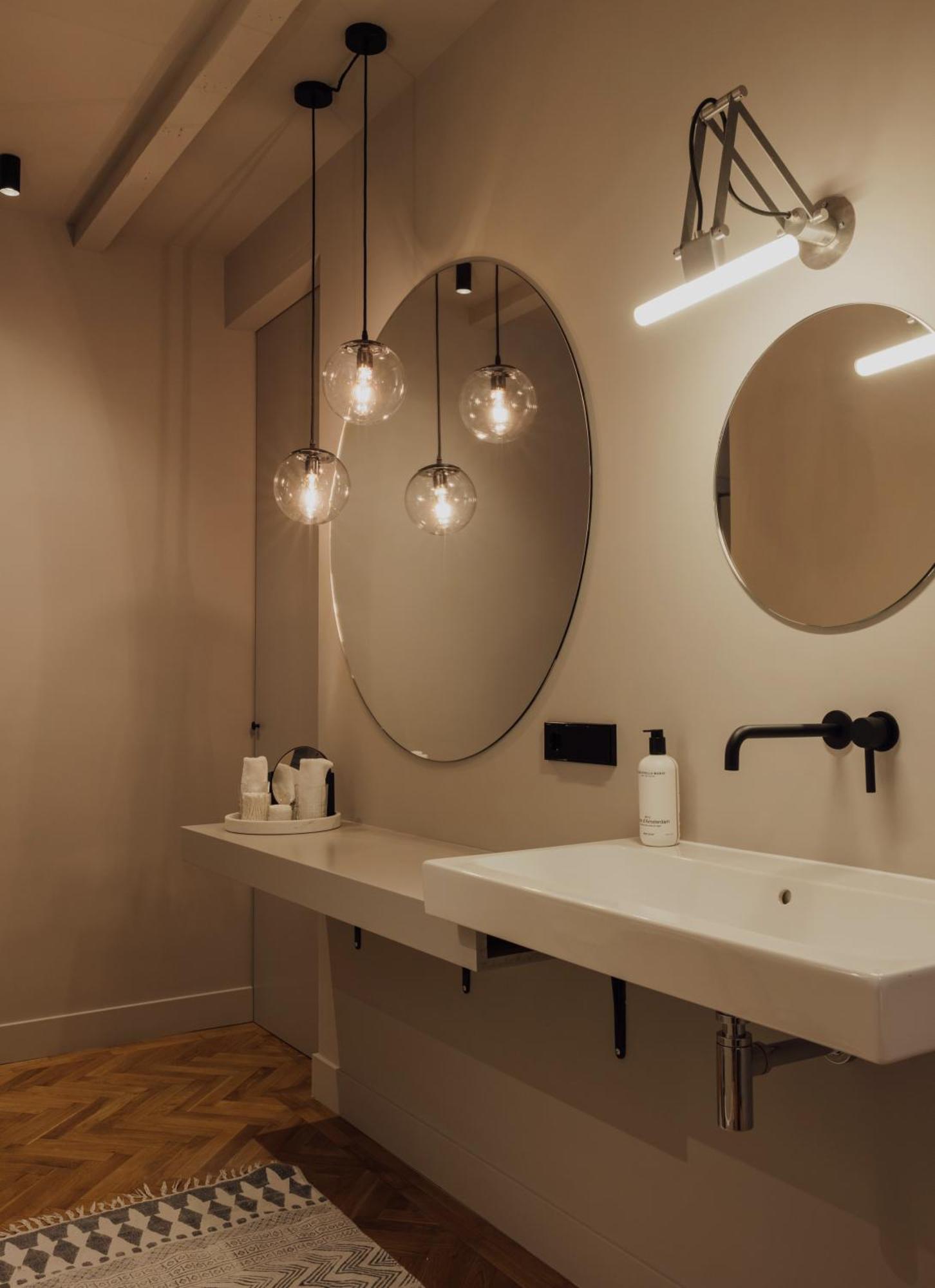 Couette-café No 7, Renovated February 2025 Amsterdam