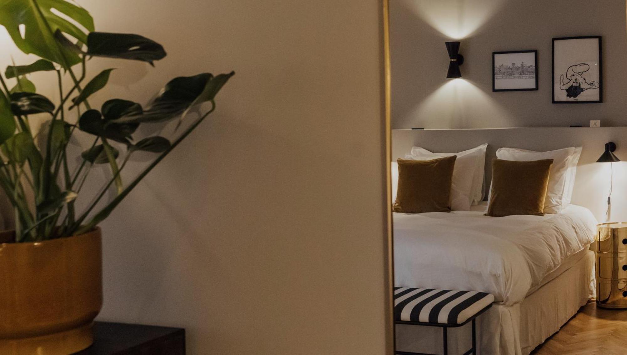 Couette-café No 7, Renovated February 2025 Amsterdam