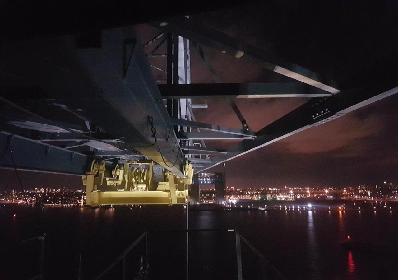 Crane Faralda Amsterdam