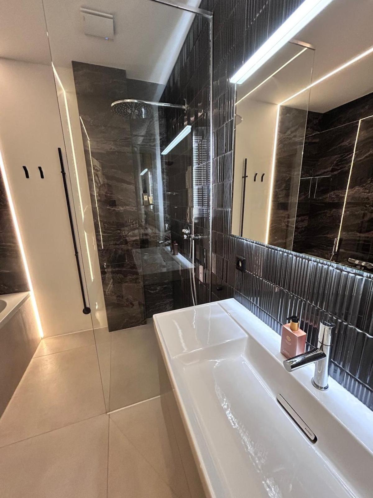 Luxurious At Rai -4p Appartement *