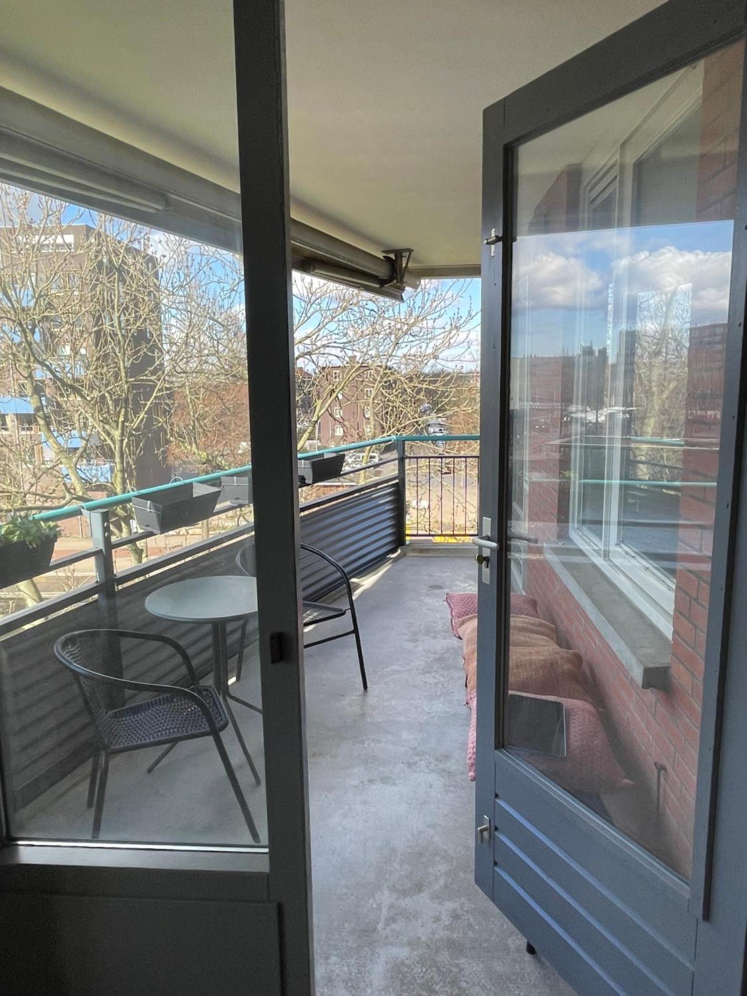 Large West With Balcony Appartement Amsterdam