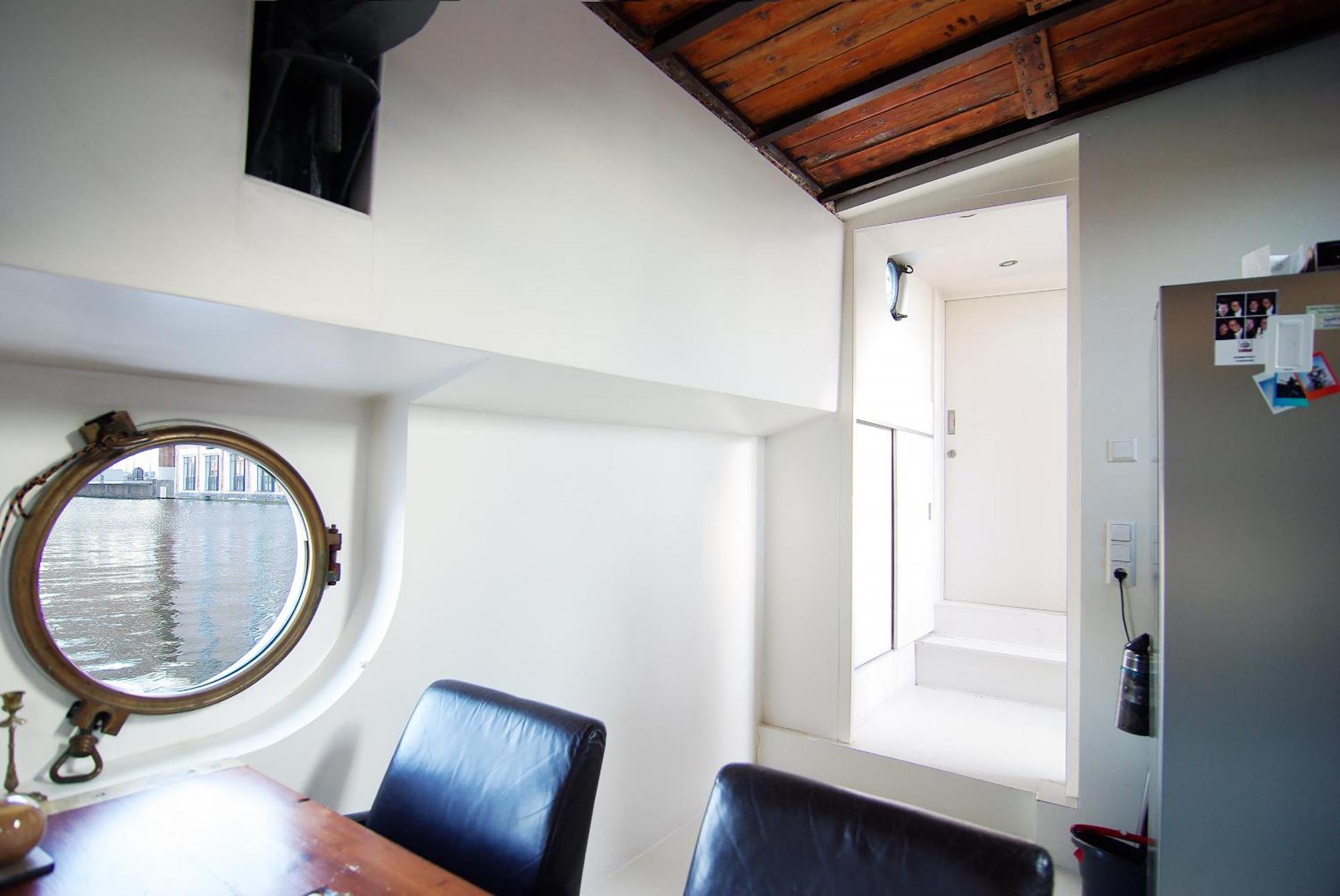 Najade Eco Houseboat Amsterdam