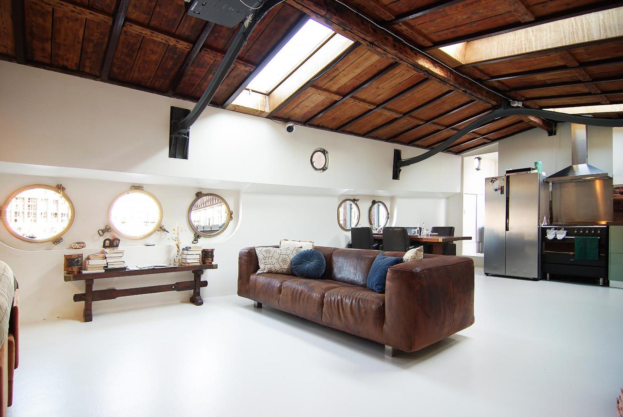 Najade Eco Houseboat Bateau-hôtel Amsterdam