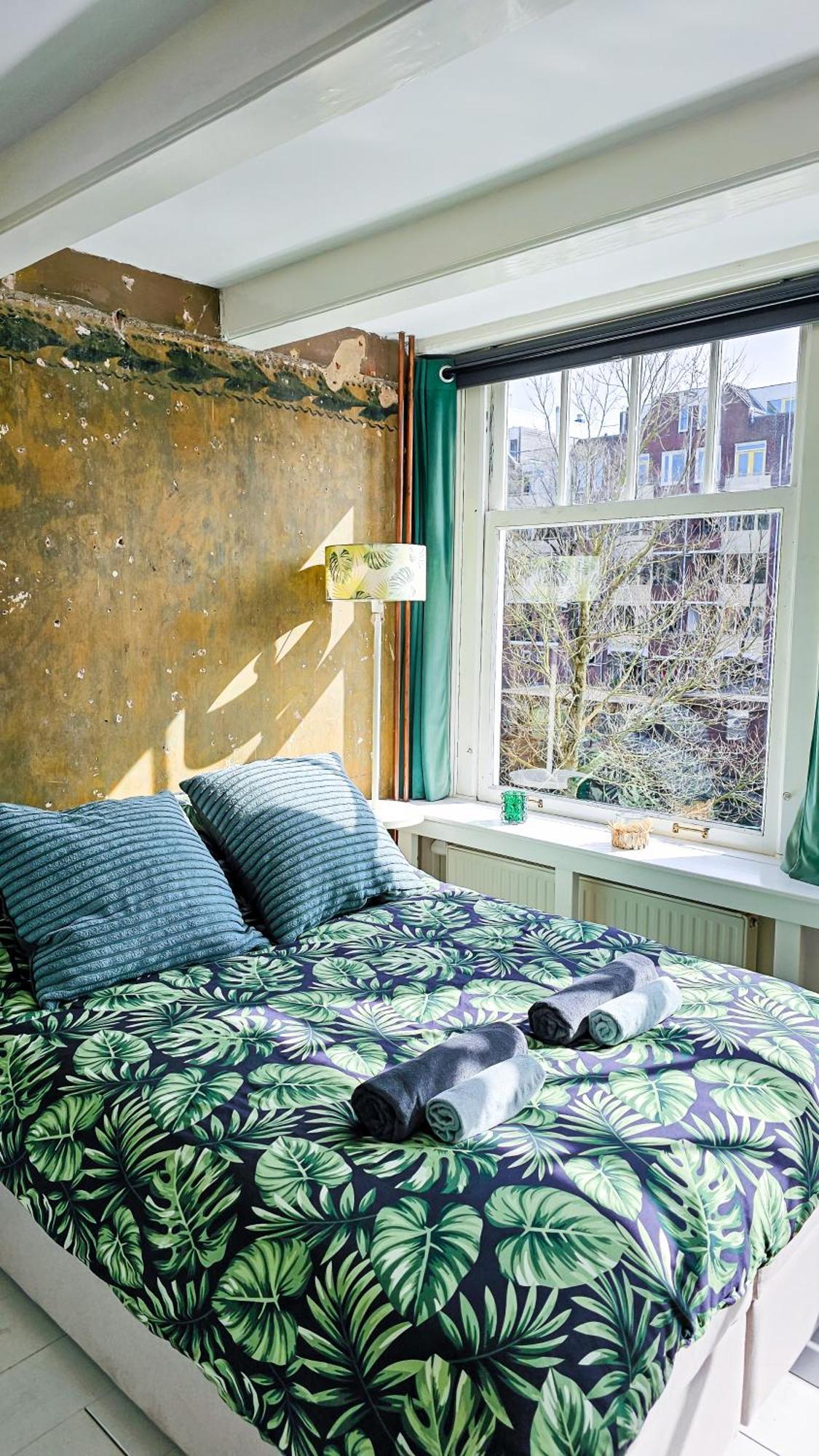 Hébergement de vacances Large En-suite In Historic Canalhouse From 1729