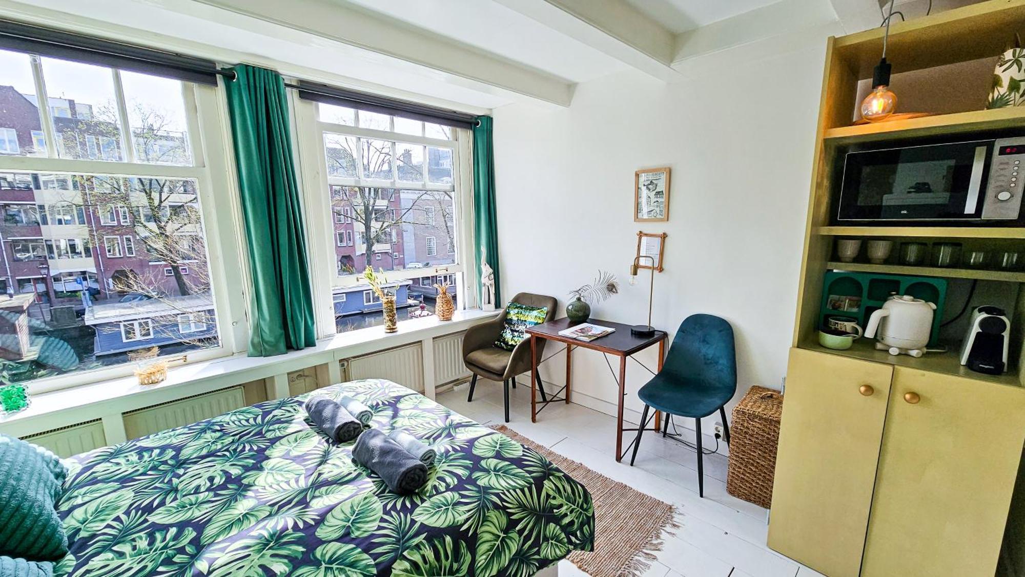 Hébergement de vacances Large En-suite In Historic Canalhouse From 1729