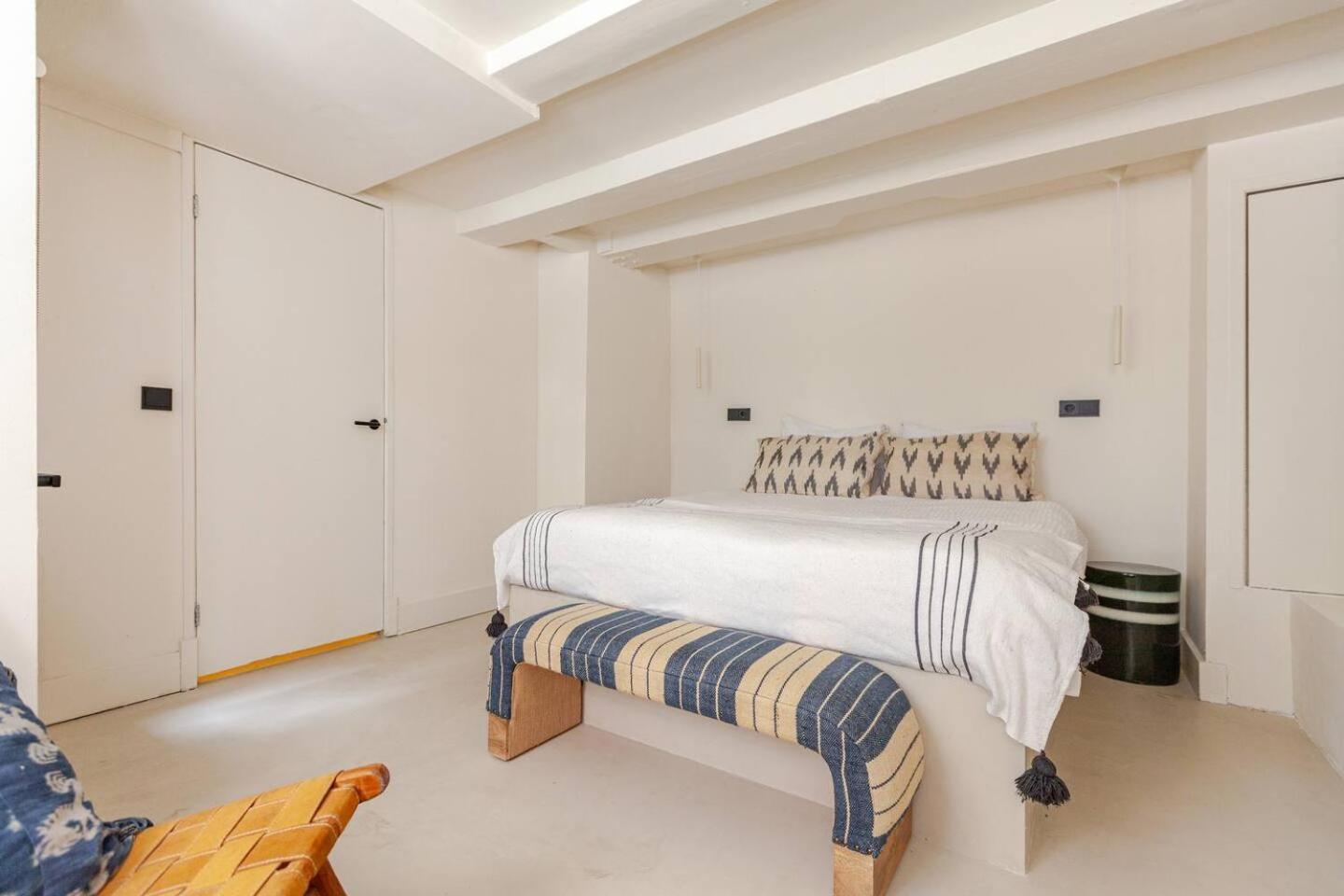 Luxury In Location Of Appartement
