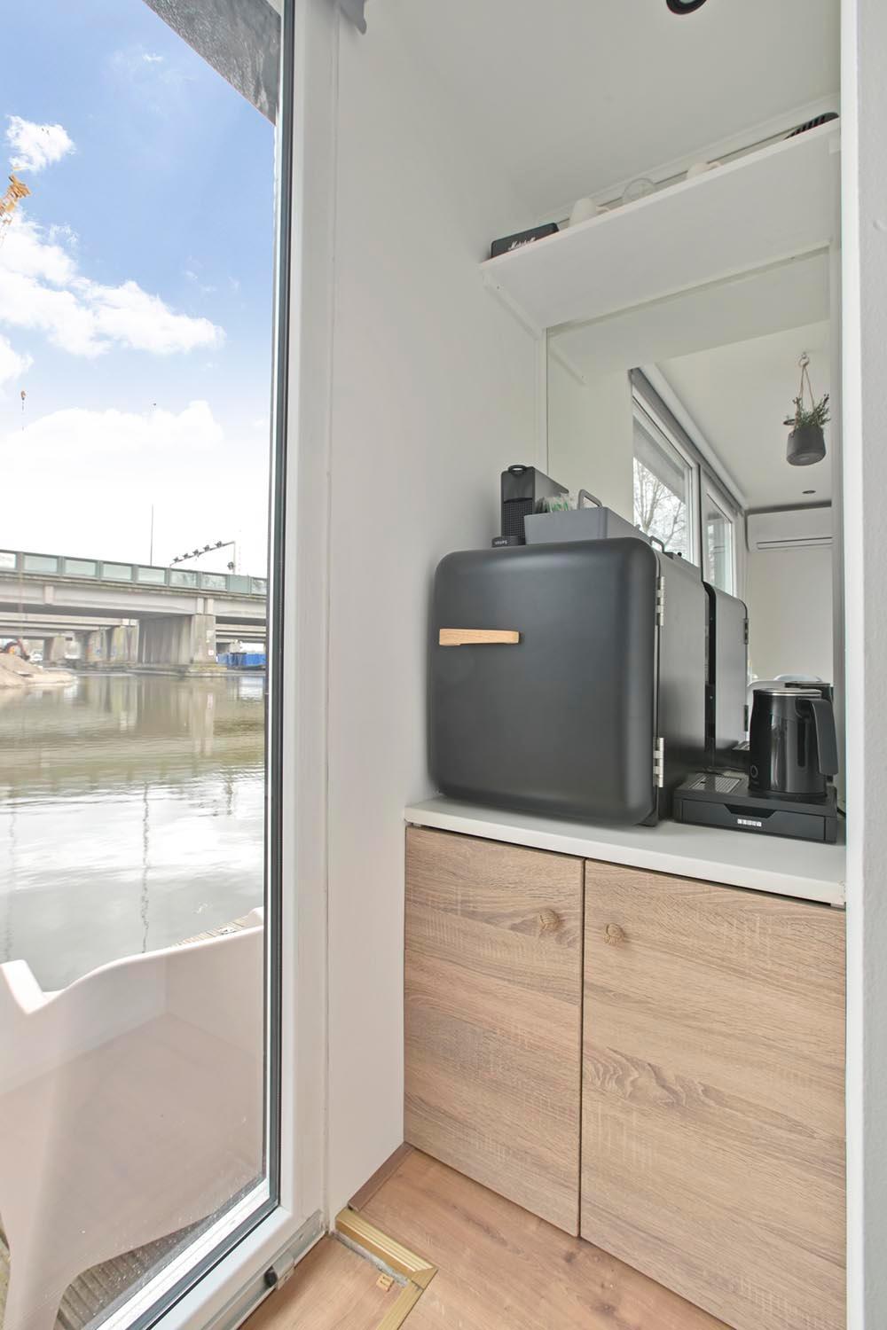 Bed & Breakfast Houseboat The New - Nieuwe *