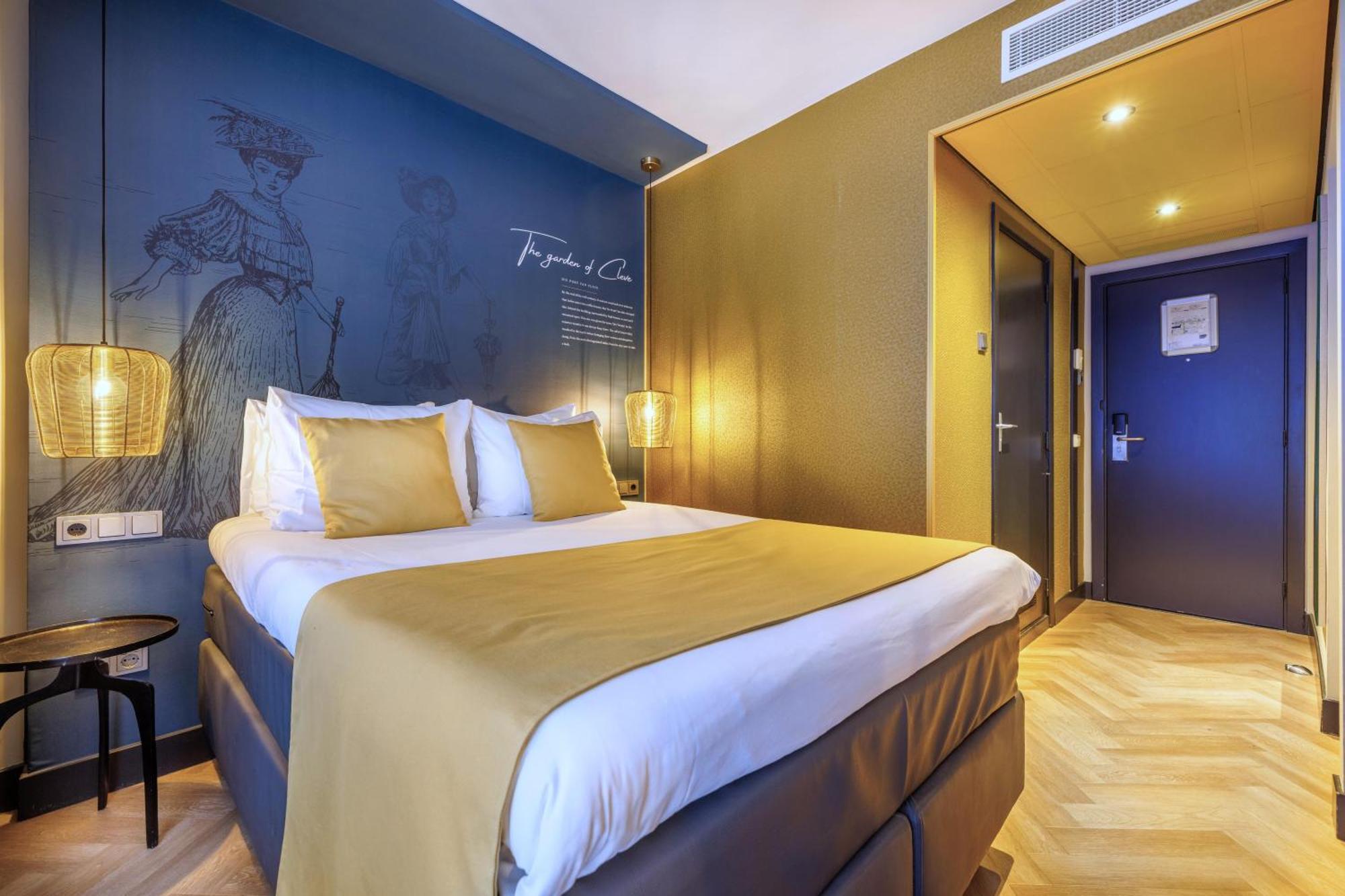 Port Cleve Hotel