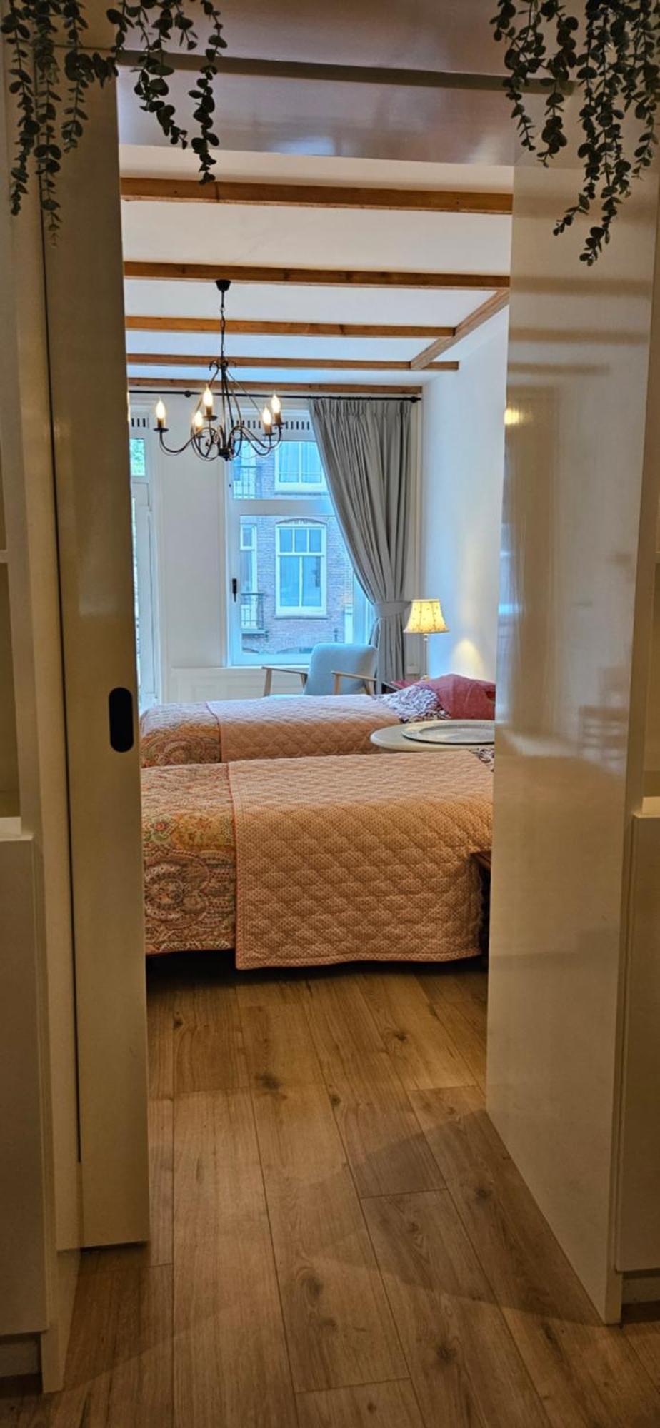 Appartement Center, Nearby Vondelpark *
