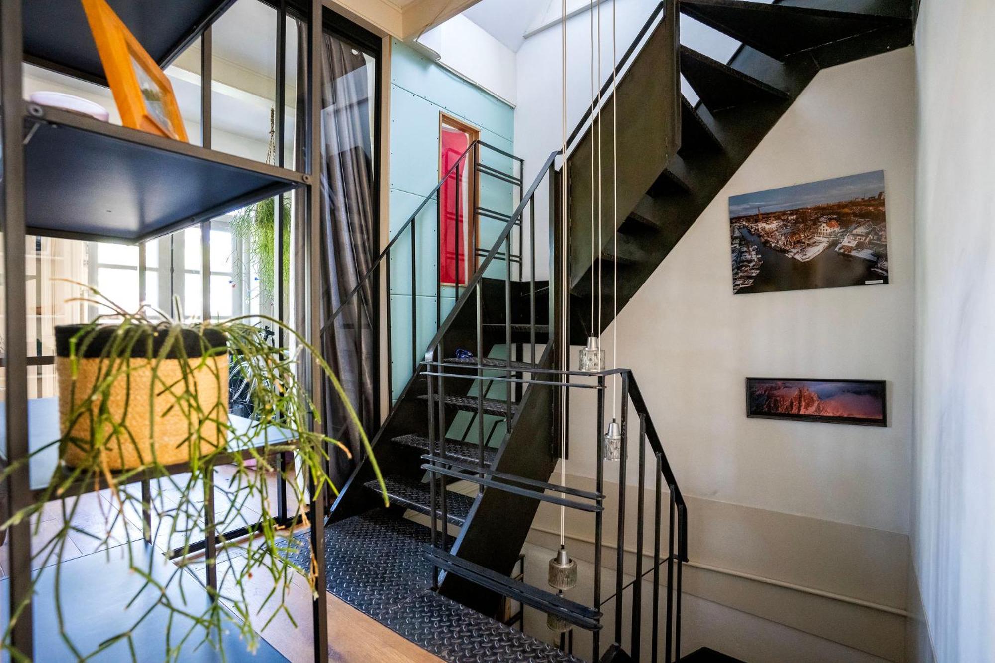 Your Own Floor In Authentic Picturesque Dikehouse Appartamento Amsterdam