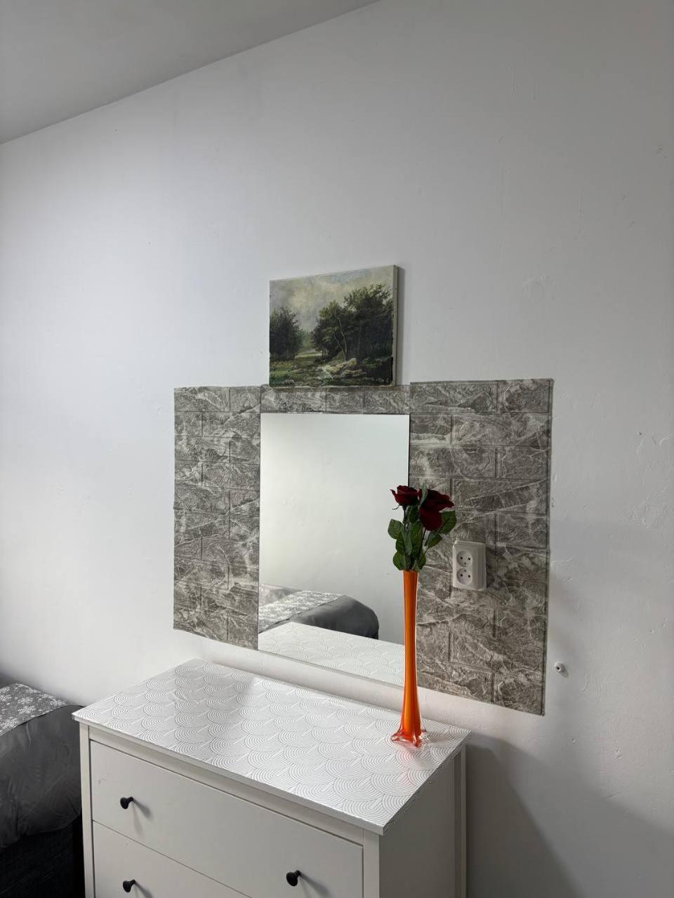 Entire In A Shared In Noord Close To The Center Station Apartment *