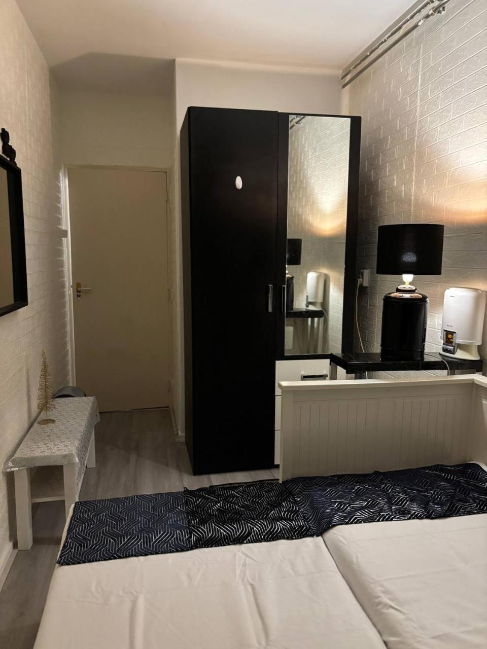 Apartment Entire In A Shared In Noord Close To The Center Station Amsterdam