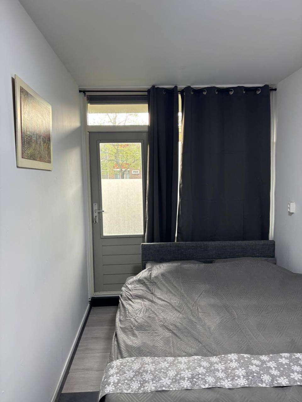Entire In A Shared In Noord Close To The Center Station