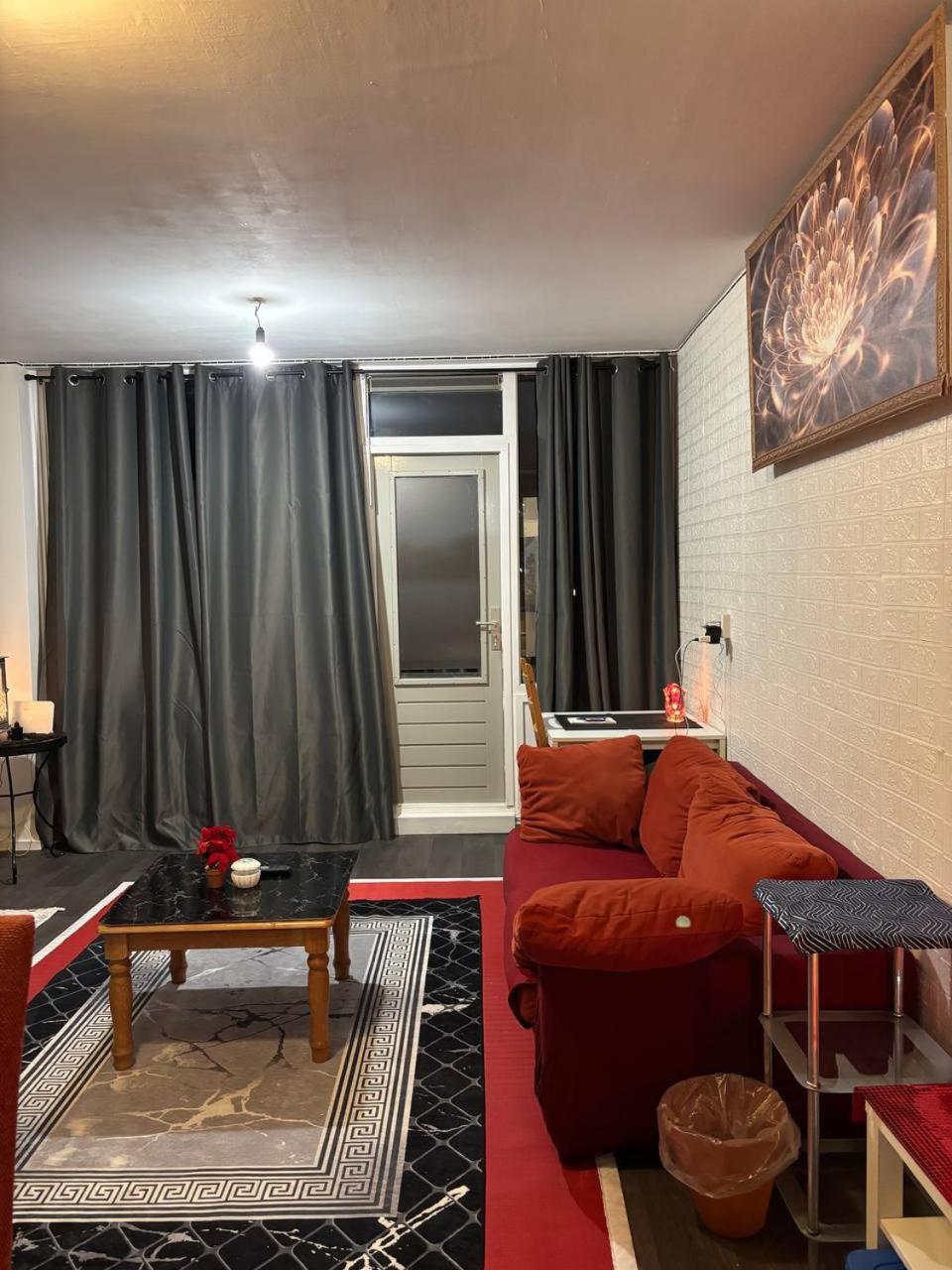 Apartment Entire In A Shared In Noord Close To The Center Station Amsterdam
