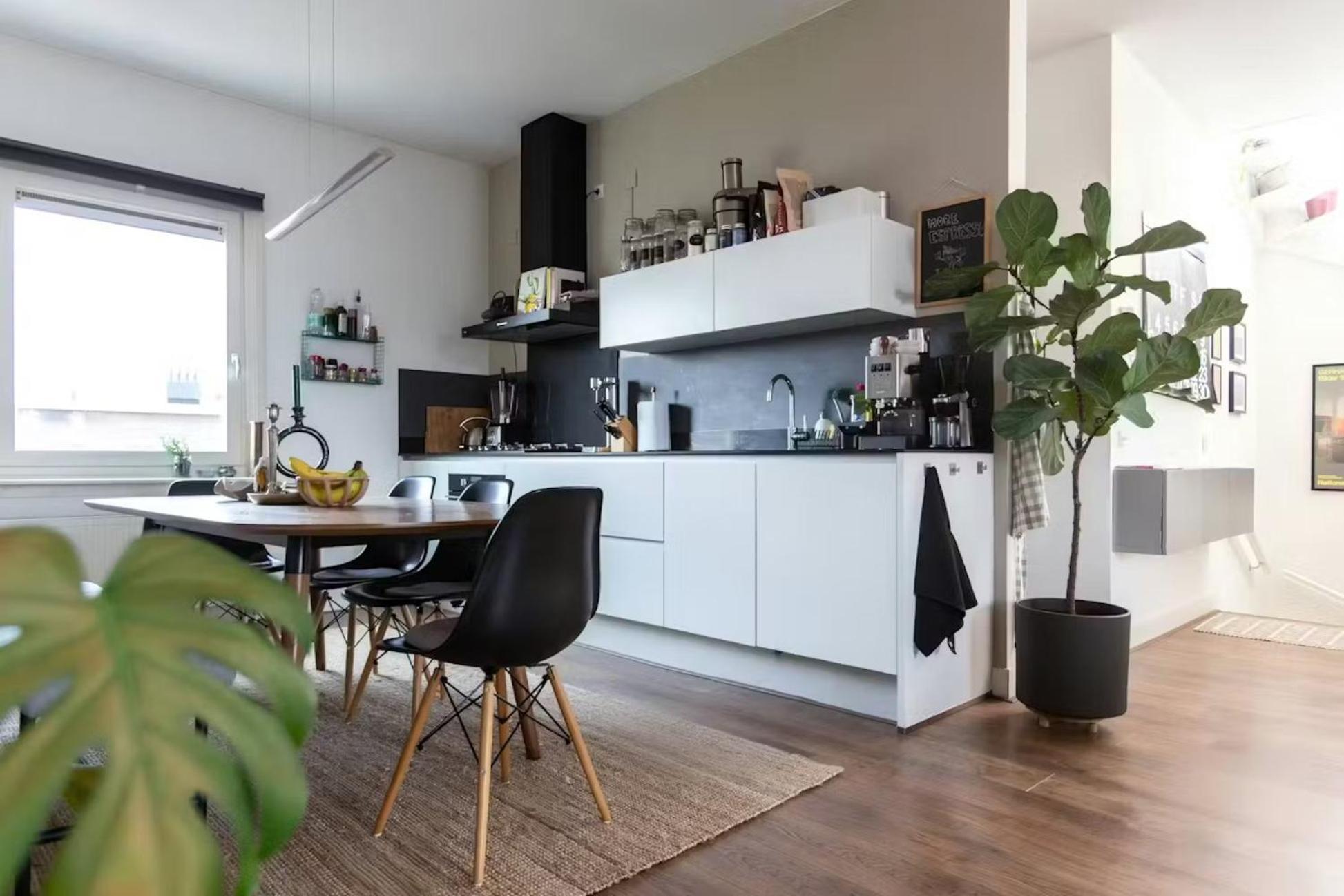 Cozy 2 Bedrooms - Check Profile * Amsterdam