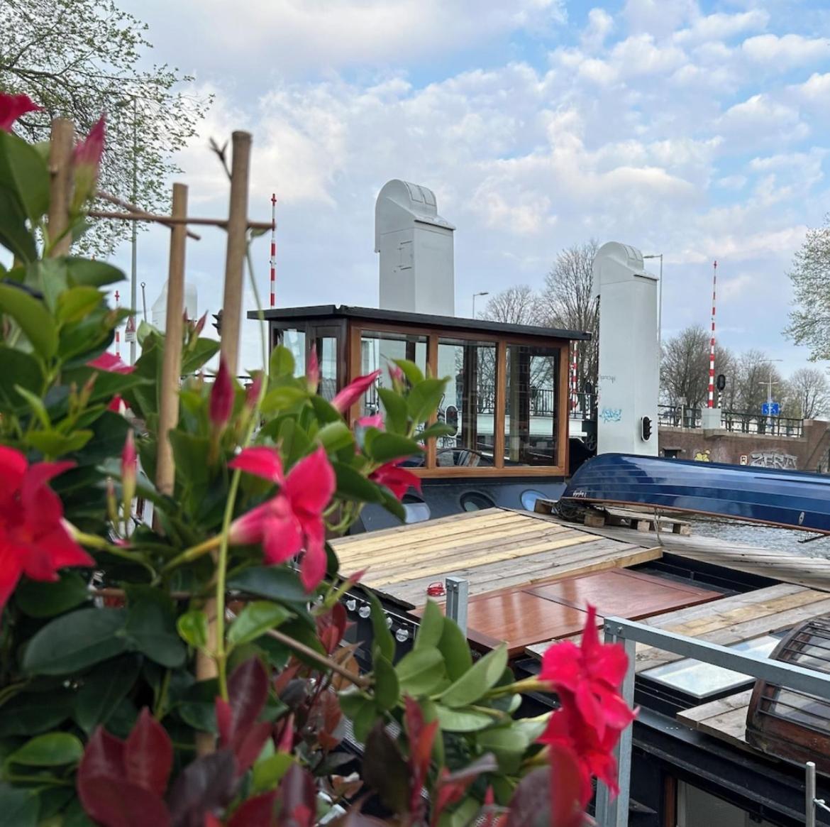 Bed & Breakfast Houseboat Reussi Amsterdam