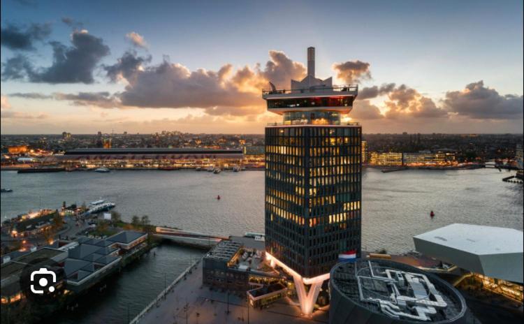 Charming With Free Parking Bed & Breakfast Amsterdam