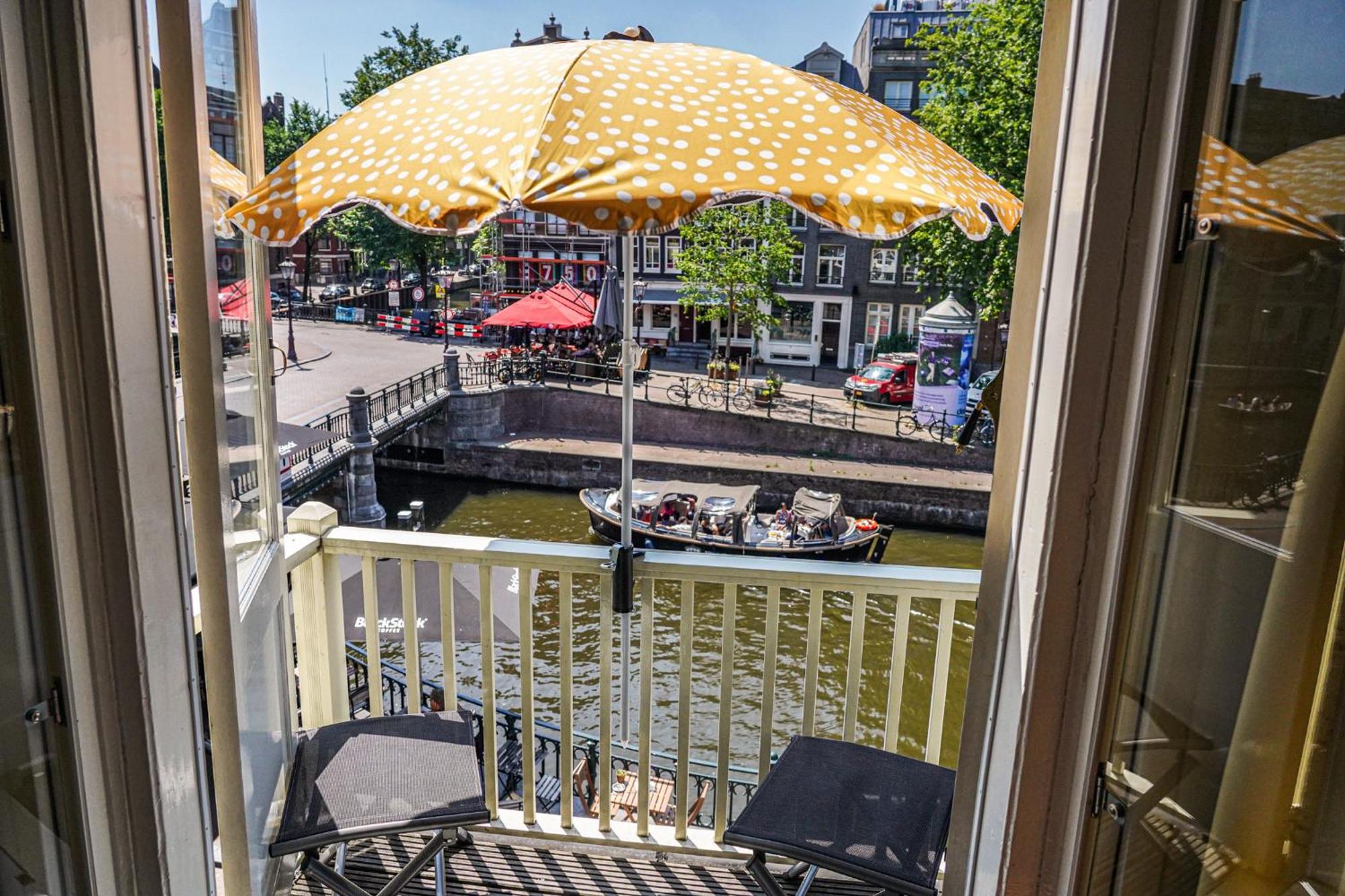 The Balcony At Prinsen Canal Apartment Amsterdam Bed & Breakfast