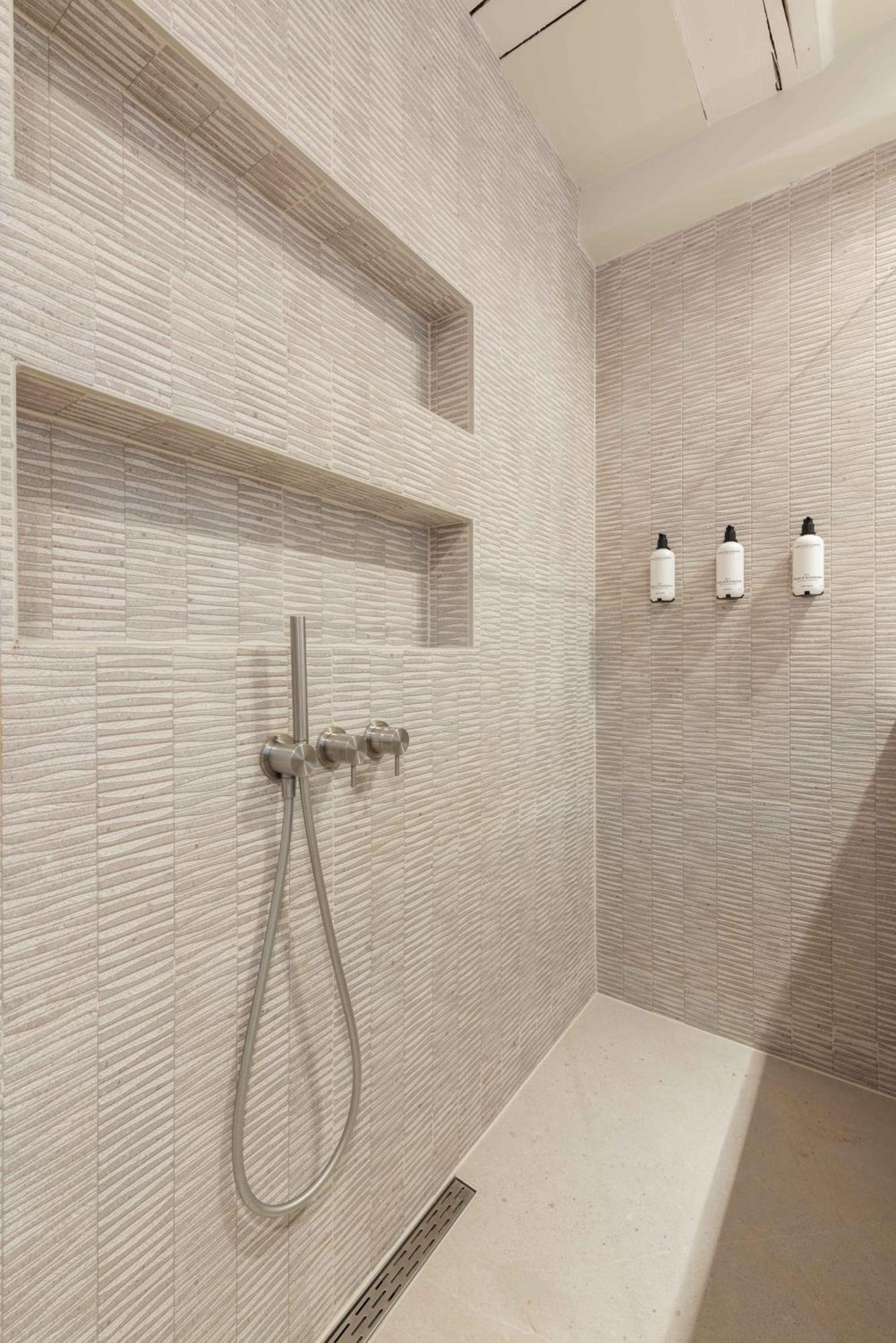 Newly Renovated Luxurious 200 Sqm Loft In Centre Lejlighed