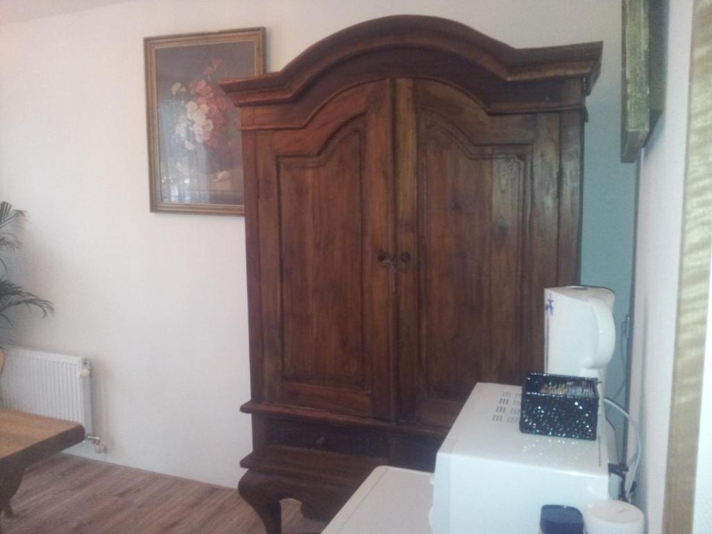 @early's Olympic Old And New Style Couette-café 3*