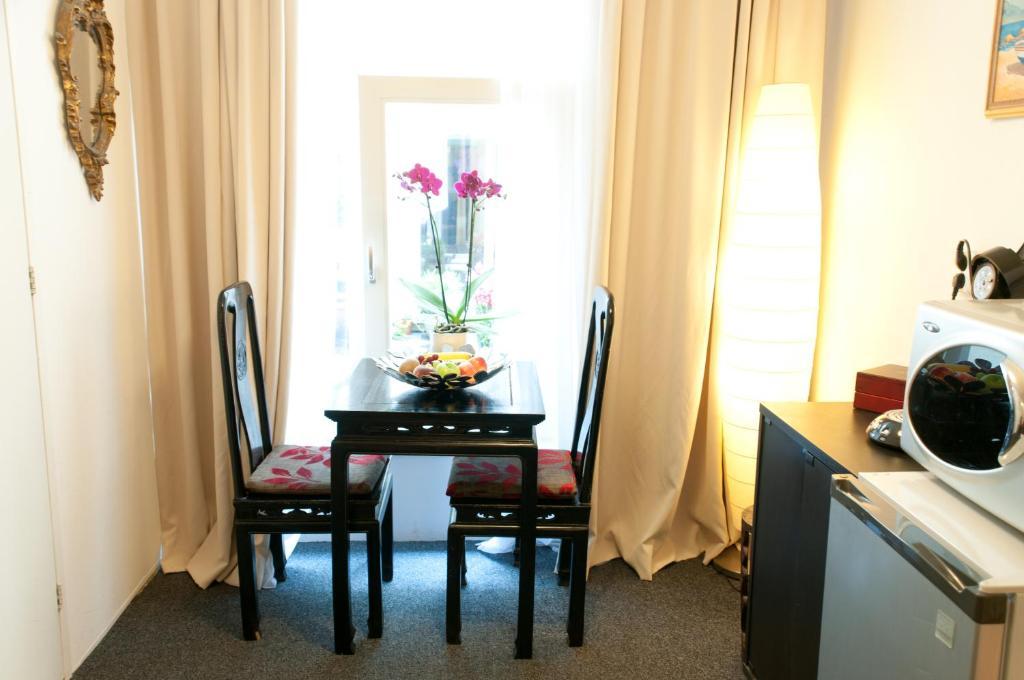 Palace Bed and breakfast *