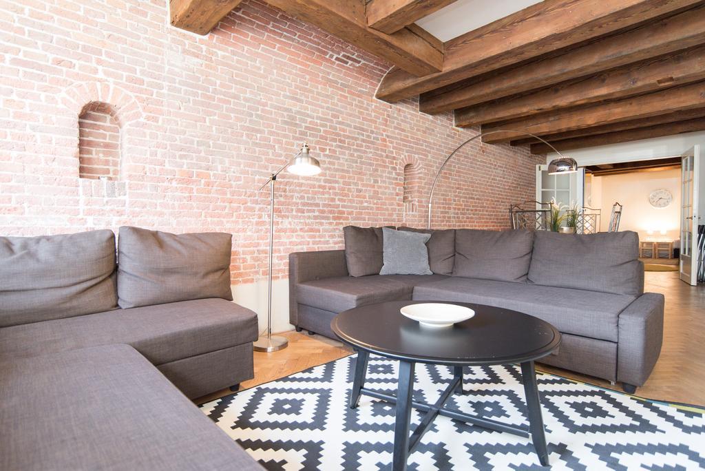The Wall Homestay Amsterdam