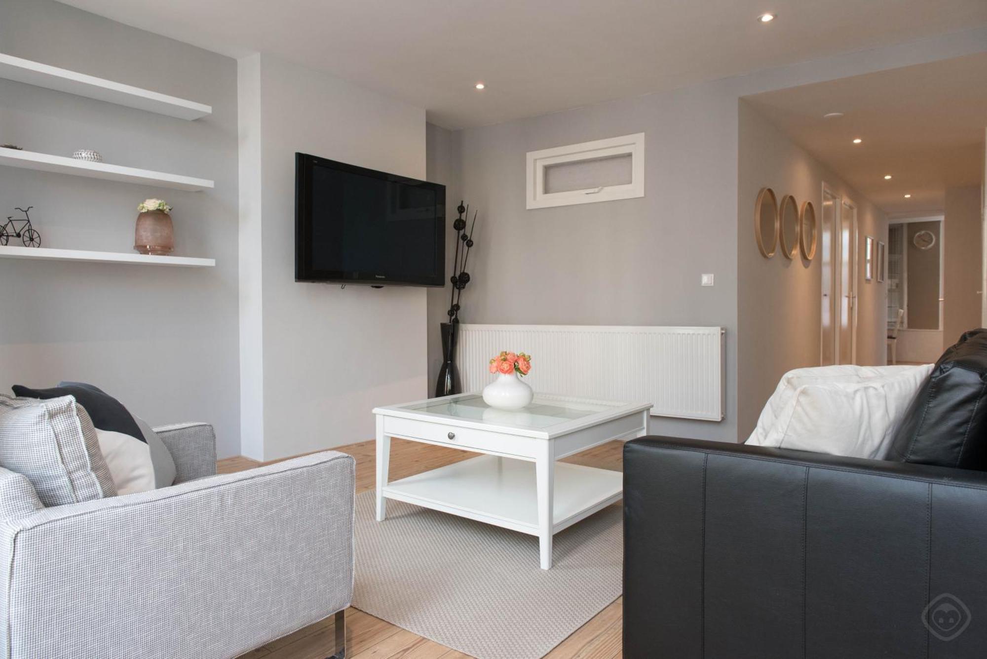 Plaza Centre Apartment *