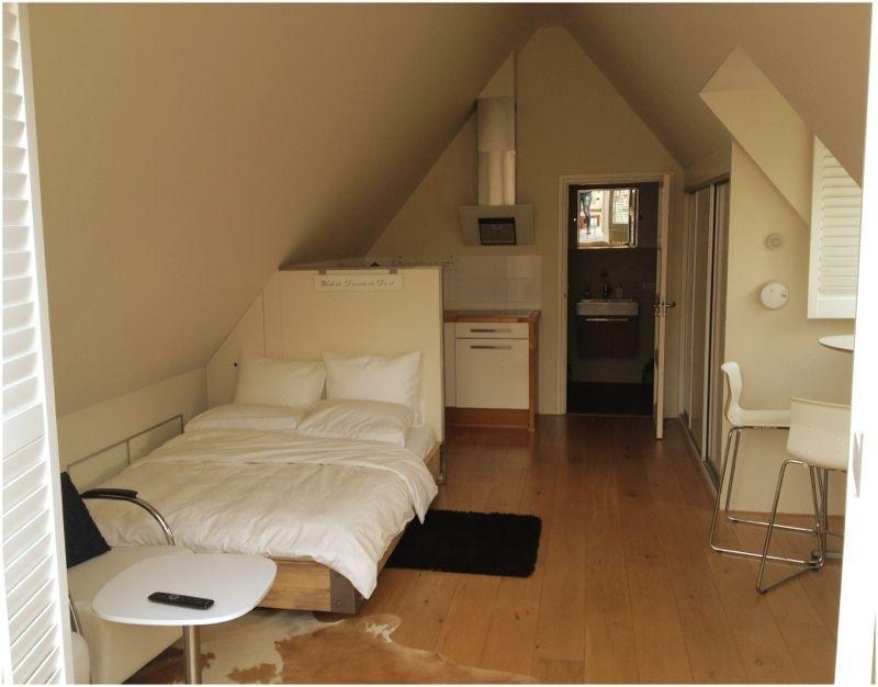Bed & Breakfast On The Roof