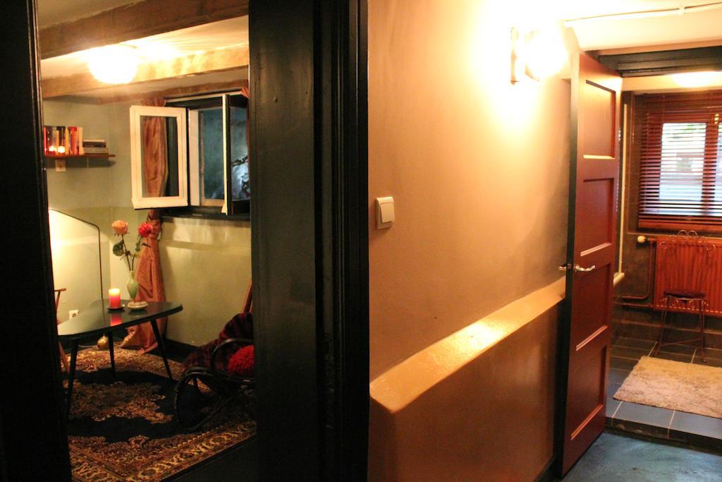 Couette-café Petit Paris Amsterdam