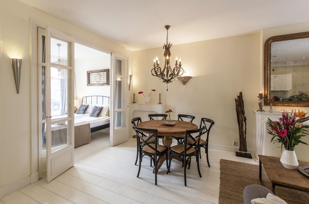 Livia's Hideaway Elegant Amsterdam