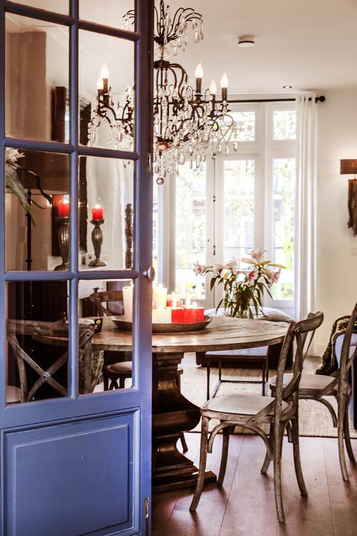 Livia's Hideaway Elegant Amsterdam