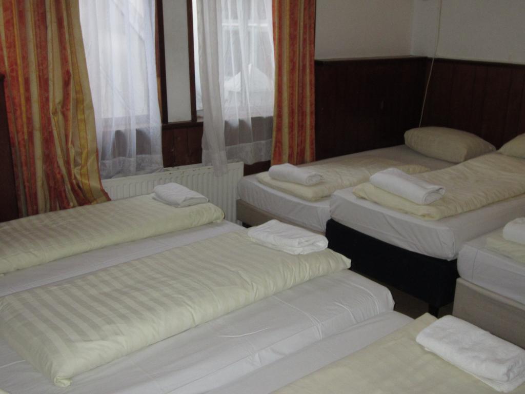 Hotel Budget Y Boulevard 2*