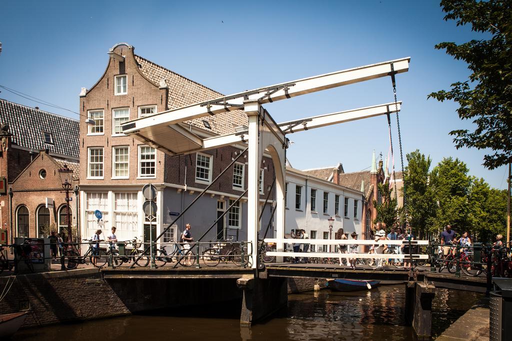 Bed & Breakfast Zwanestein Canal House Amsterdam
